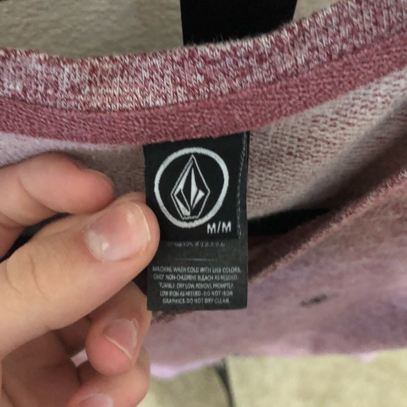 Medium Red Volcom Long Sleeve Shirt |20| - Picture 3 of 3